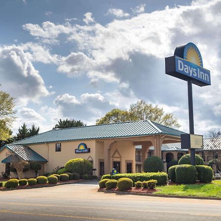 Days Inn By Wyndham Thomaston Exterior foto
