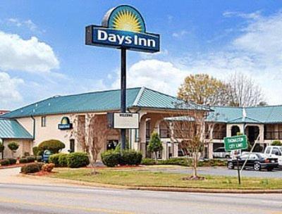 Days Inn By Wyndham Thomaston Exterior foto